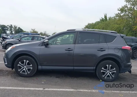 2018 Toyota Rav4 Le из США, поврежденный, VIN JTMBFREV0JJ224476